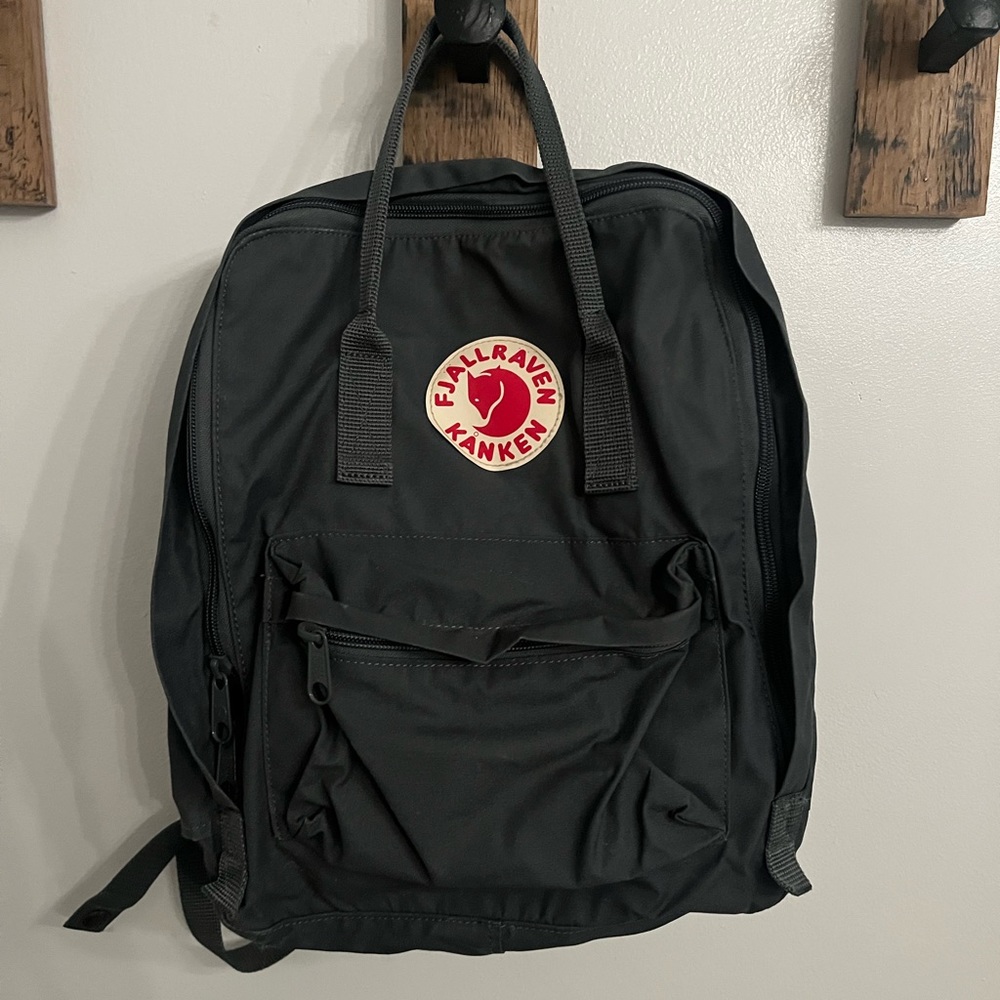 Fjall Raven Kanken Backpack